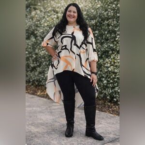 Abstract Print High-Low Tunic Top – Flowy Oversized Blouse – Boho Chic